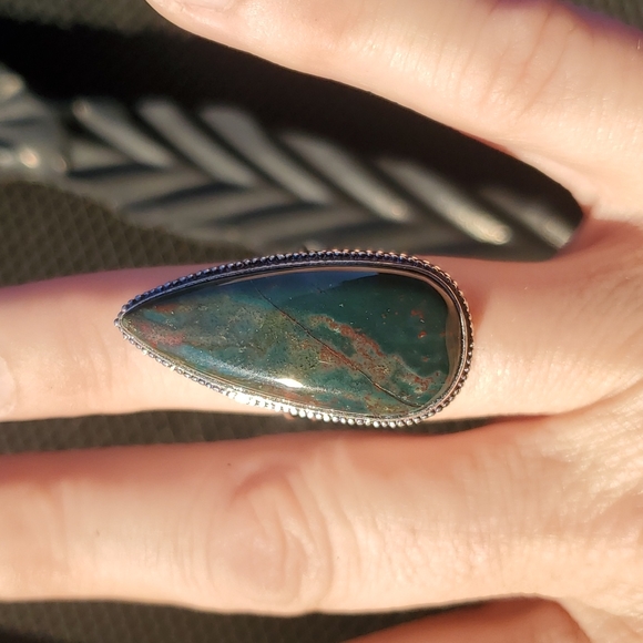 New Bloodstone 925 Silver Ring. - Picture 7 of 11